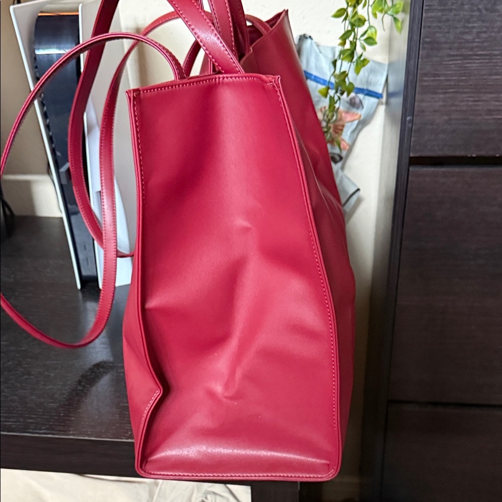 Telfar Red Leather Embossed xLarge Tote Bag - Women - Picture 4 of 6